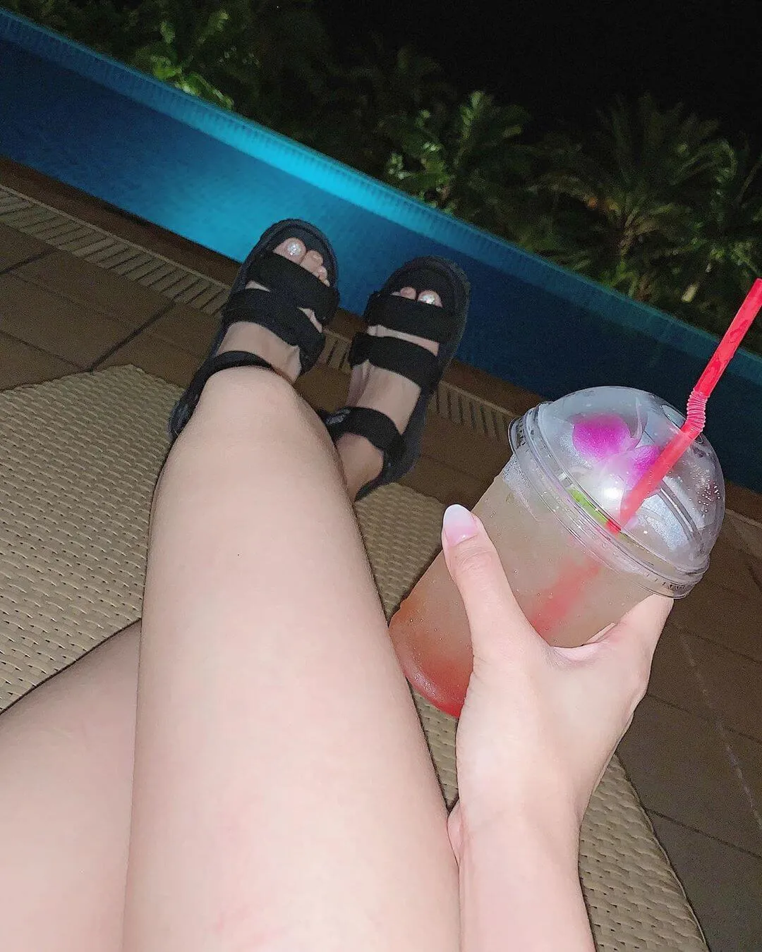 奈々